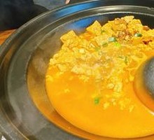 Braised Beef Shank and Tofu in Hot Pot