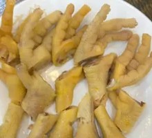 Garlic-Flavored Boneless Chicken Feet