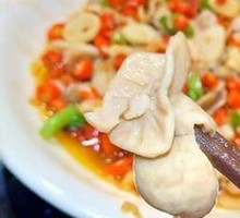 Braised Small Fish and Fish Bladder