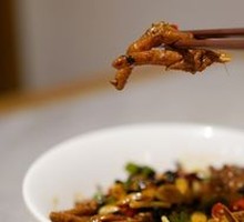 Preserved Vegetable Chicken Feet