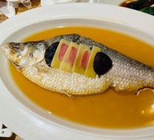 Signature Ancient-Style Steamed Mandarin Fish