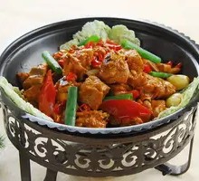 Spicy Pot-Steamed Chicken