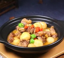 Beef Stewed with Potatoes