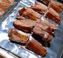 Charcoal-Grilled Lamb Ribs