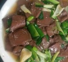 Stir-fried Sheep Blood with Garlic