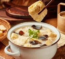 Fried Tofu Wrapped in Bean Curd Sheets with Vermicelli Soup