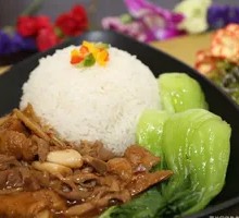 Braised Pork Intestine Rice