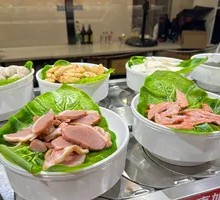 Workday Evening Buffet Hot Pot