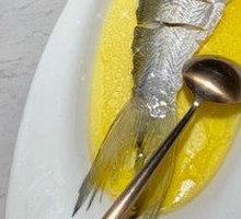 Steamed Bamboo Shell Fish with Chopped Chili