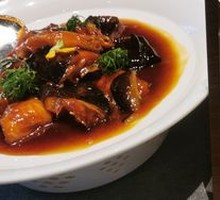 Inherited Red-Braised Catfish
