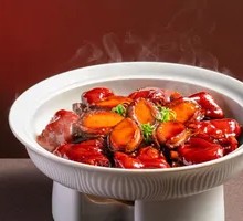 Braised Abalone with Pig Trotters