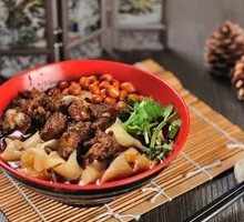 Braised Noodles with Knife Slices