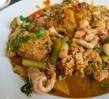 Braised Fish Roe and Fish Bladder