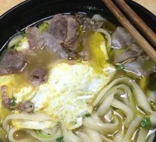 刀削牛肉汤面