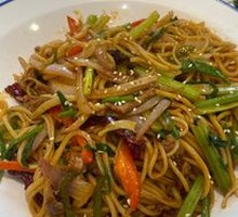 Dry-Fried Beef Noodles