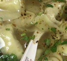 虾仁香菇肉大馄饨
