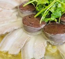 铜锅杀猪菜