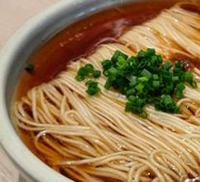 Old-Style Shrimp Roe Yangchun Noodles