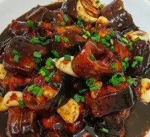 Braised Eel with Single Garlic