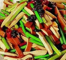 Bamboo Shoot and Tofu Skin Stir-fry