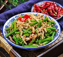 Sour Cowpea and Pork Shreds