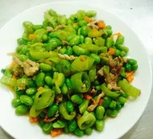 Green Beans with Green Pepper