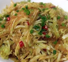 Glass Noodles Stir-fried with Cabbage