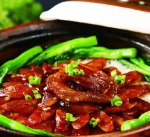 Salted Meat and Chicken Claypot Rice