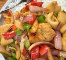 Braised Intestine Wooden Bucket Rice