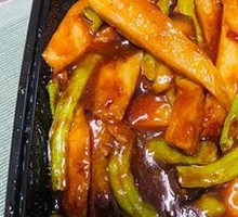 Stir-Fried String Beans with Potatoes