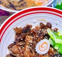 Grilled Chicken Leg and Braised Pork Rice