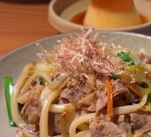 Japanese Beef Stir-Fried Udon Noodles