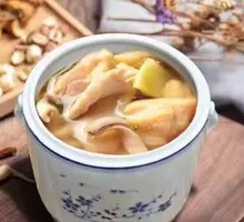 Pork Tripe and Chicken Soup