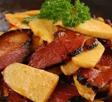 Potato and Bacon Claypot Rice