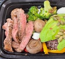 Energy Boost Steak Quinoa Bowl
