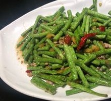Minced Pork Stir-fried Green Beans