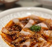 Warm Garlic Pork Salad
