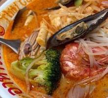 Laksa Seafood Noodles