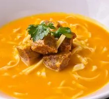 Golden Sour Spicy Beef Noodles