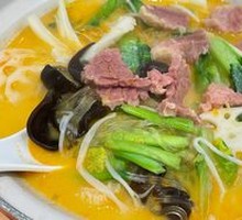 Beef and Vegetable Delight Soup Pot