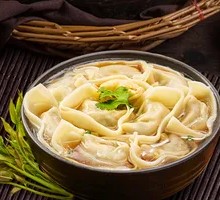 Fragrant Toona Sinensis and Pork Dumplings