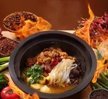 Signature Stewed Chicken Pot