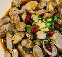 Scallion Stir-fried Clams