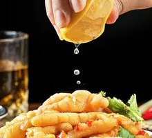 Spicy and Sour Boneless Chicken Feet