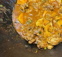 Stewed Pork Ribs in Iron Pot