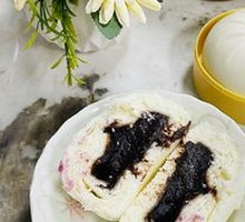 Tangerine Peel Red Bean Bun