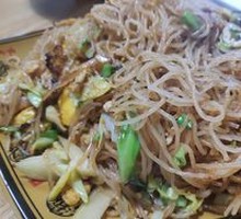 Fried Rice Noodles with Egg