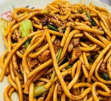 Shredded Pork Egg Noodles