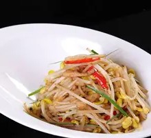 Stir-Fried Yellow Bean Sprouts