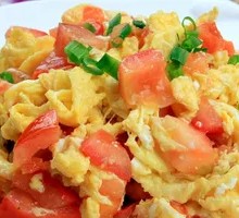 Tomato and Egg Stir-Fry